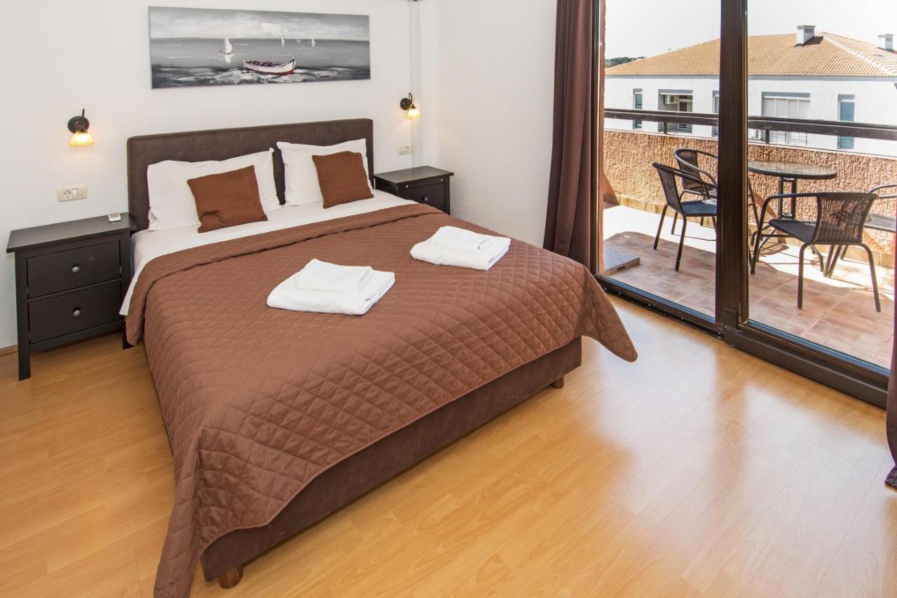 Bed & Breakfast Anita メドゥリン エクステリア 写真